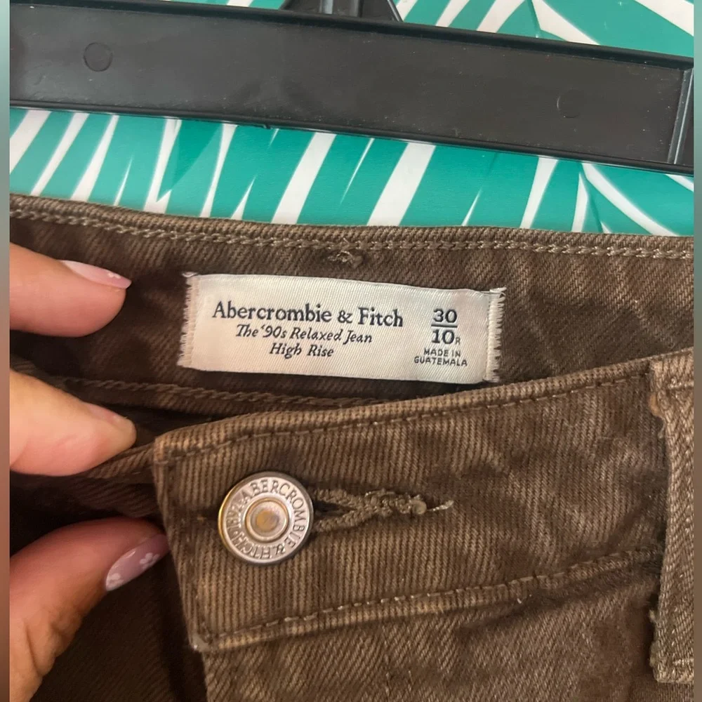 Abercrombie & Fitch Olive Green High-Rise Straight Jeans - Picture 3 of 6